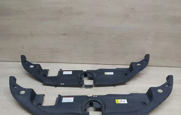 Toyota Prius (XW50) Front bodywork piece 