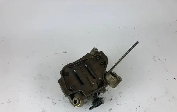 BMW 5 GT F07 Oil pump 7612772