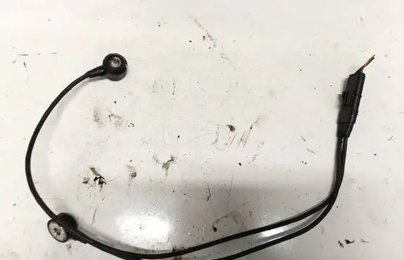 BMW 5 E60 E61 Detonation knock sensor 