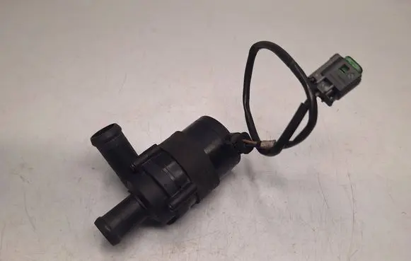 BMW X5 E70 Webasto circulation pump for autonomous heater 9021808A 702671110 64129227717