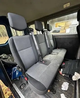 Opel Movano B Second row seats