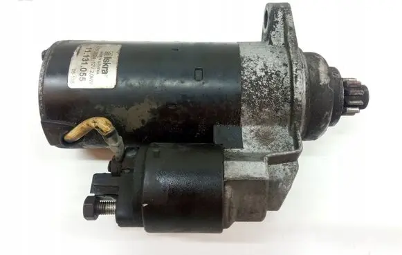 Volkswagen Golf IV Starter motor AZE2624
