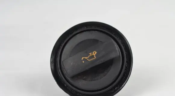 Audi A6 S6 C6 4F Oil filler cap 059103482C