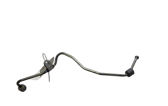 Nissan Qashqai Fuel injector supply line/pipe 