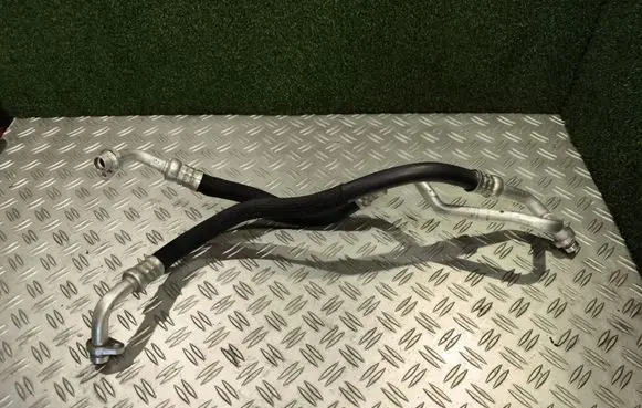 Air conditioning (A/C) pipe/hose