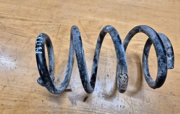 Dodge Nitro Rear coil spring