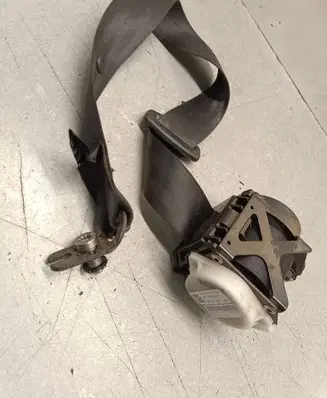 Audi Q3 8U Rear seatbelt 8U0857805 0714F7V2C6 TK95668134E