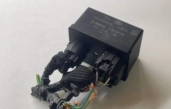 Land Rover Range Rover L405 Glow plug pre-heat relay HPLA12B533AA 20181108 0281003073