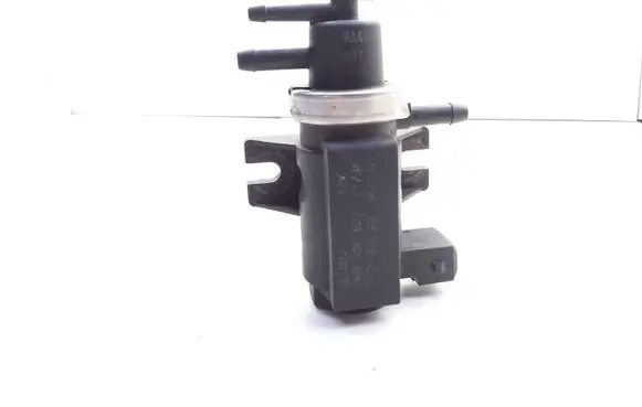 Volkswagen PASSAT B3 Brake central valve 1H0906627 72190320