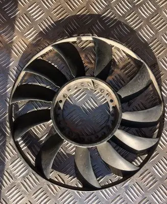 Audi A4 S4 B5 8D Fan impeller 058121301B