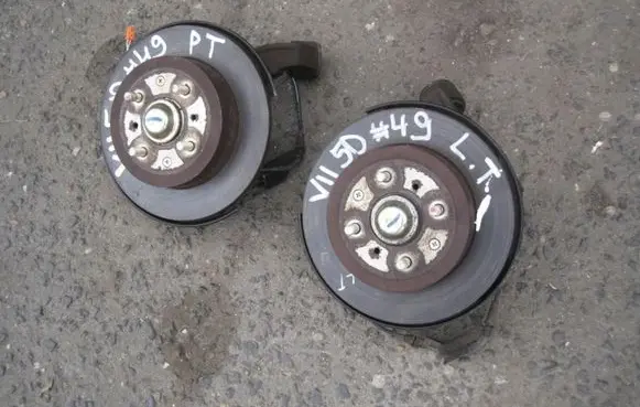 Honda Civic Rear wheel hub spindle/knuckle 
