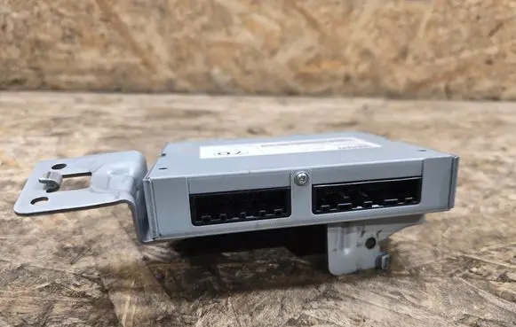 Infiniti QX80 Camera control unit module 284A16JE1A