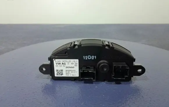 Audi Q7 4M Heater blower motor/fan resistor 4M0820521