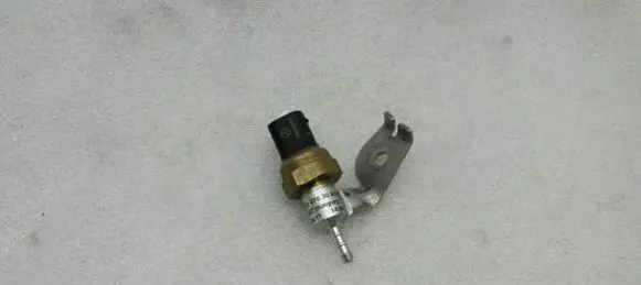 Fuel pressure sensor