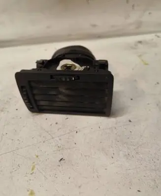 Skoda Octavia Mk1 (1U) Dash center air vent grill 1U1819701