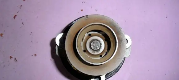 Renault Laguna III Water pump pulley 8200357354D