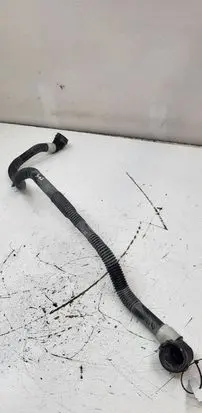 Tesla Model Y Electric car engine cooling hoses/pipes 163159500A