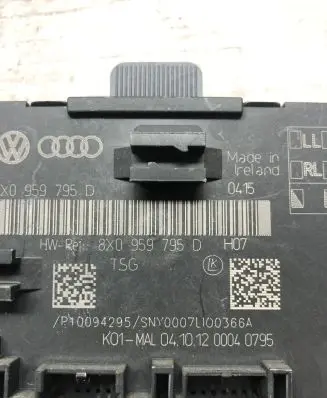 Skoda Superb B6 (3T) Door control unit/module 8X0959795D 4Z0959795D