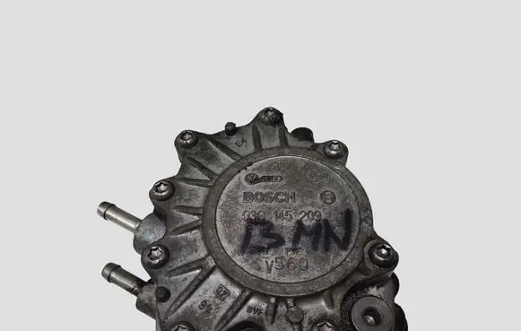 Audi A4 S4 B7 8E 8H Vacuum pump 03G145209C