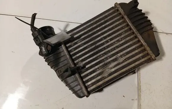 Audi A6 S6 C6 4F Intercooler radiator 0281002399