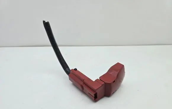 Toyota Auris E180 Positive cable (battery) 
