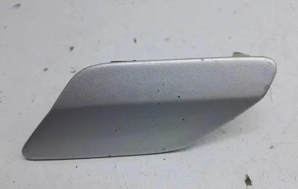 Volkswagen Golf VII Headlight washer spray nozzle cap/cover 5G0955109 8111659