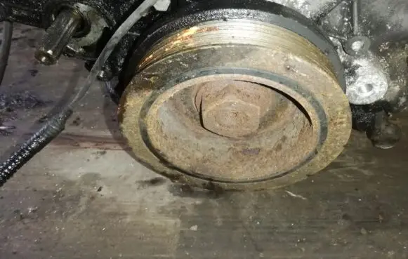 Nissan Terrano Crankshaft pulley