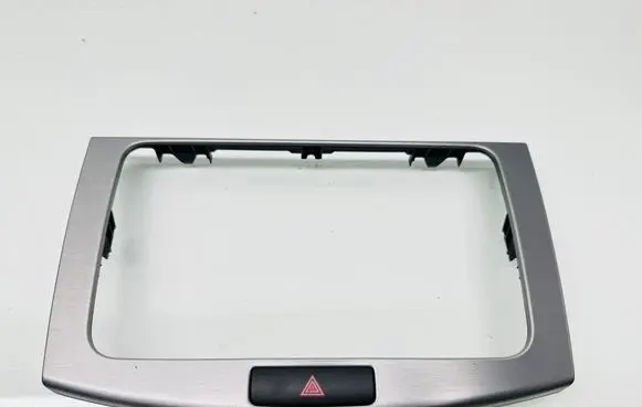 Volkswagen PASSAT CC Radio/GPS head unit trim 3AA858069