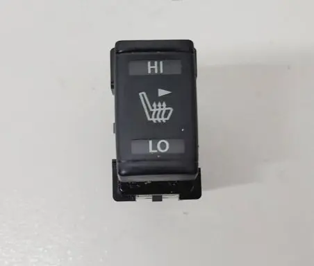 Nissan Pulsar Seat heating switch
