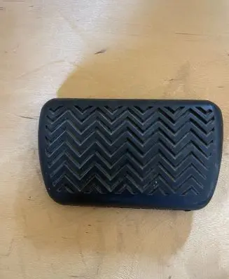 Toyota Prius+ (ZVW40) Brake pedal