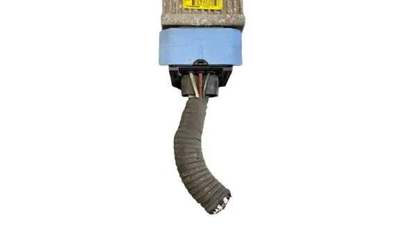 Nissan Juke I F15 Glow plug pre-heat relay 8200859243