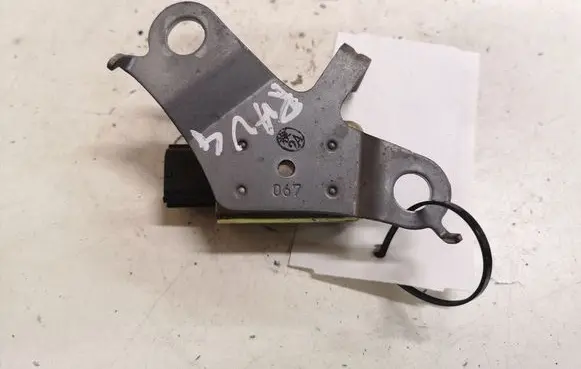 Toyota RAV 4 (XA20) Airbag deployment crash/impact sensor 8983042020 1879001141