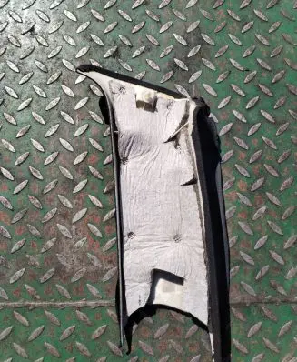 BMW 3 E46 (B) pillar trim (bottom) 8209012