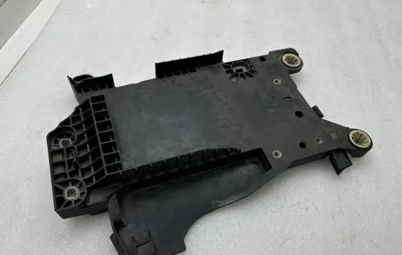 Mini One - Cooper F56 F55 Battery tray 7641798 555490 0002903