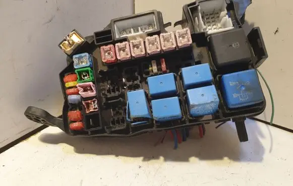 Hyundai Getz Fuse module 912911C041