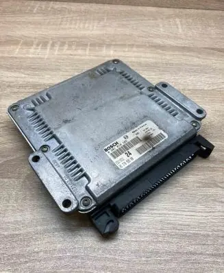 Peugeot 406 Engine control unit/module ECU 9637089580 0281010165