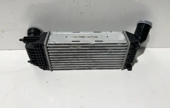 Peugeot 407 Intercooler radiator 9657073480