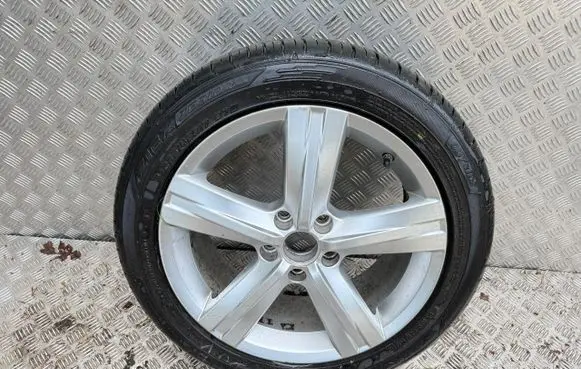 Volkswagen PASSAT B8 R17 alloy rim 3AA601025E
