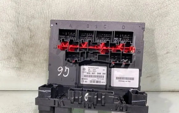 Volkswagen Golf VI Fuse module 3c0937049ah