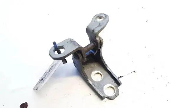 Honda FR-V Rear door lower hinge