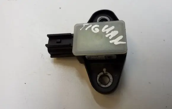 Volkswagen Tiguan Airbag deployment crash/impact sensor 02387311KT 3080303