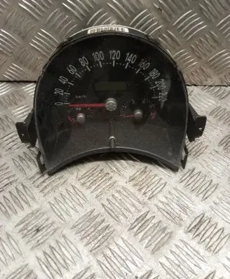 Volkswagen New Beetle Speedometer (instrument cluster) 1C0919861AX