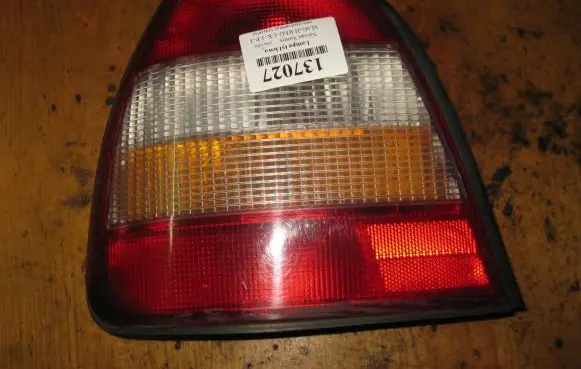 Nissan Sunny Rear/tail lights