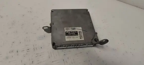 Toyota Previa (XR30, XR40) II Engine control unit/module 8966128850