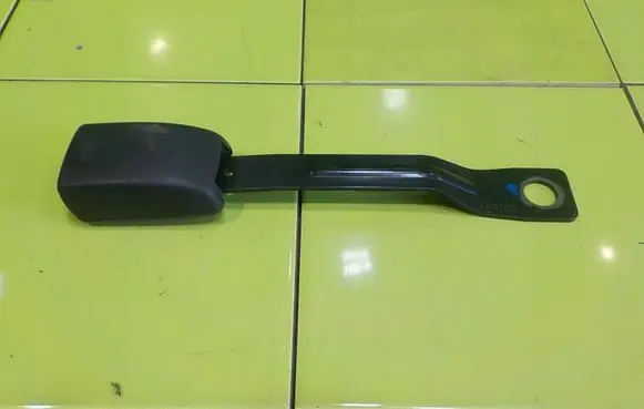 Suzuki SX4 Front seatbelt PRZOD RP235