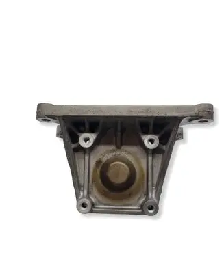 Maserati Ghibli Gearbox mounting bracket 670001542