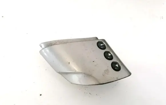 Steering wheel buttons/switches
