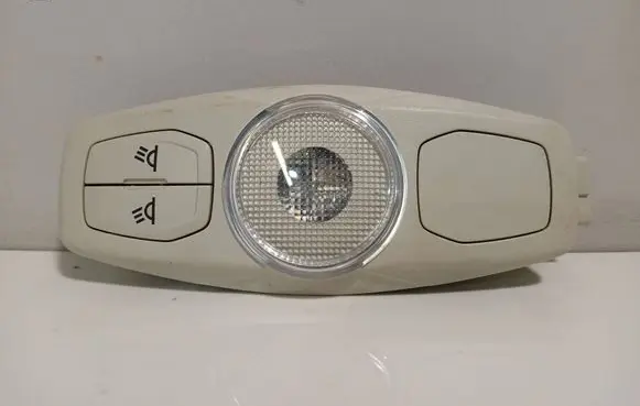 Ford Focus Rear seat light AM5113K767