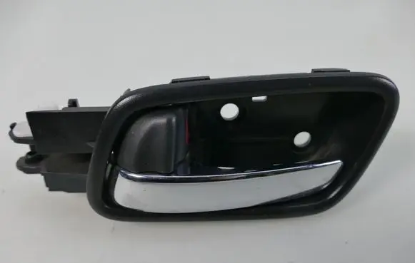 Honda CR-V Front door interior handle