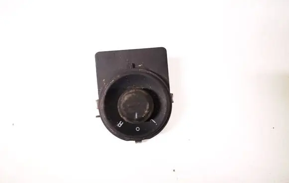 Toyota Aygo AB10 Wing mirror switch 13271827 211723